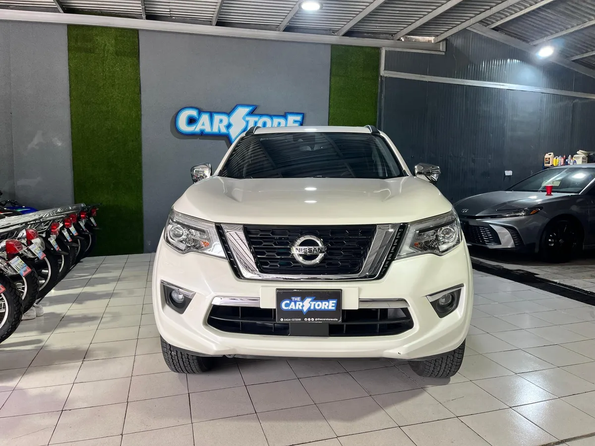 Nissan Terra 2022 Blanco Caracas