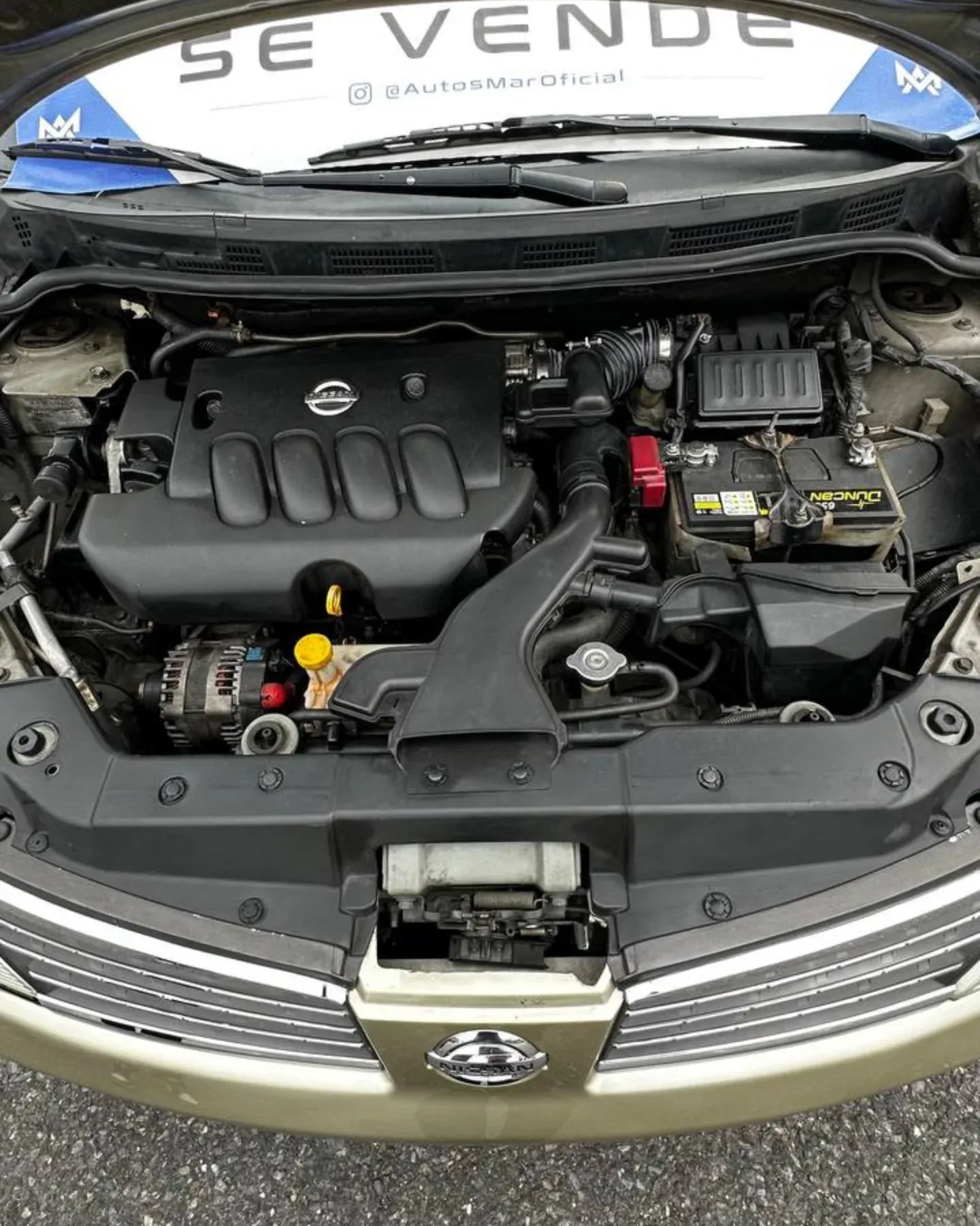 Nissan Tiida Hatchback automático 2007 Plata