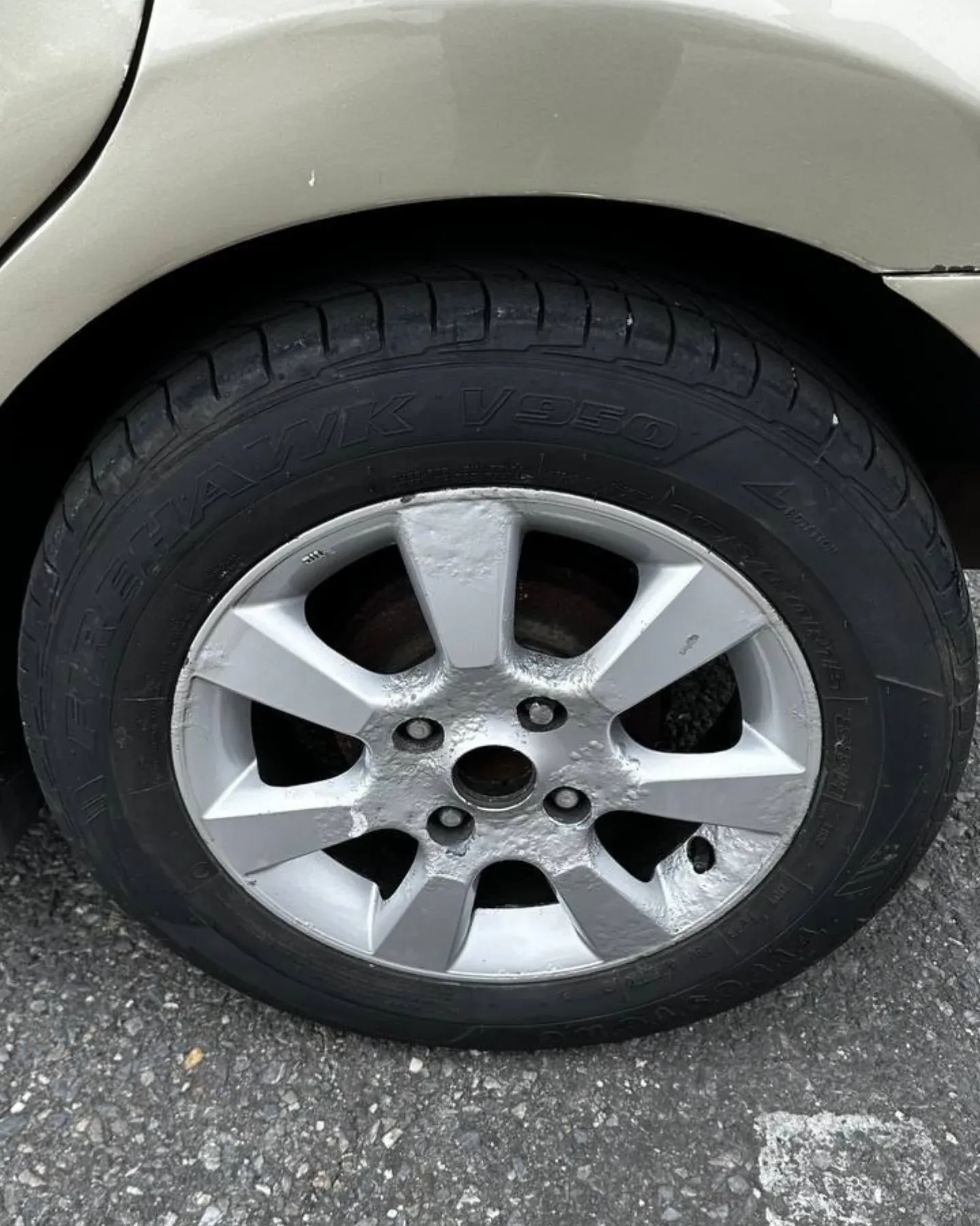 Nissan Tiida Hatchback automático 2007 Plata