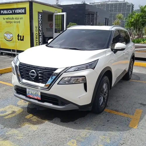 Nissan X-Trail 2023 Blanco Caracas