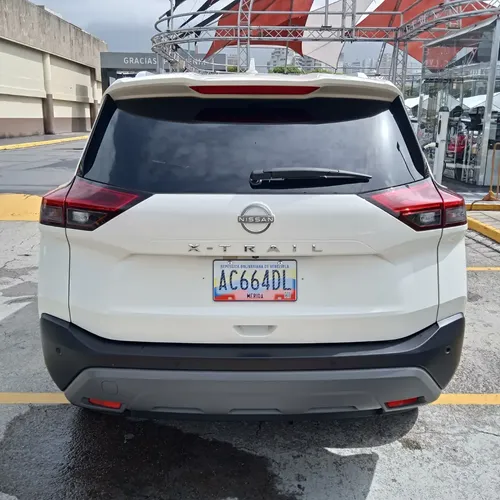 Nissan X-Trail 2023 Blanco Caracas