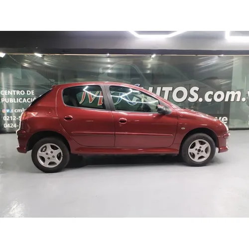 Peugeot 206 2007 Rojo Caracas