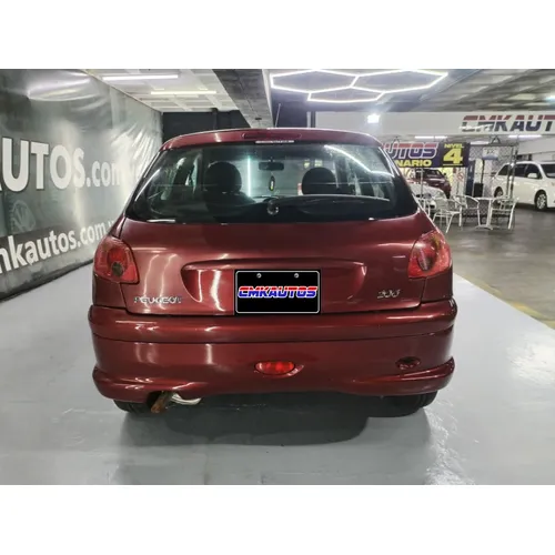Peugeot 206 2007 Rojo Caracas