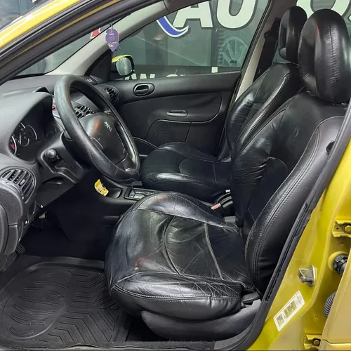 Peugeot 206 2009 Amarillo Caracas