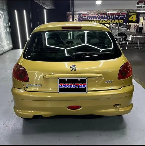 Peugeot 206 2009 Amarillo Caracas