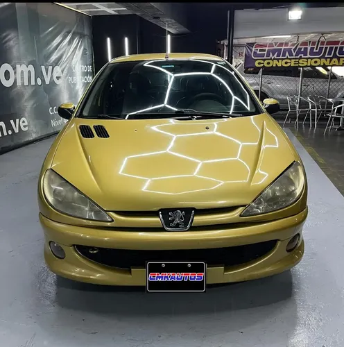 Peugeot 206 2009 Amarillo Caracas