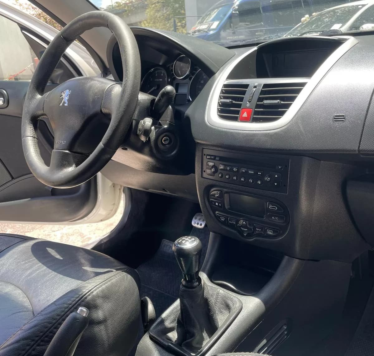 Peugeot 207 Modelo 2011 Compact