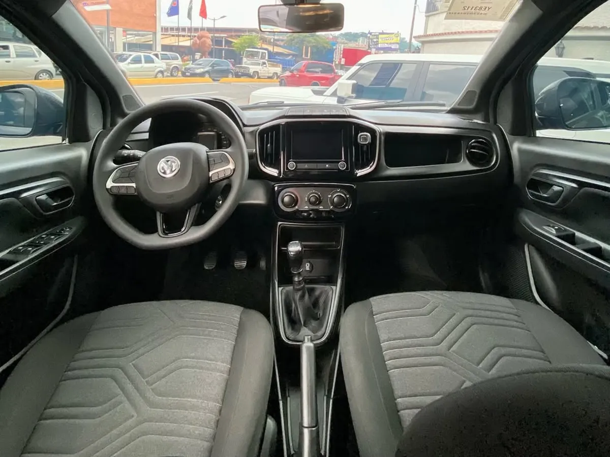 RAM 700 Bighorn 2025 Gris Caracas