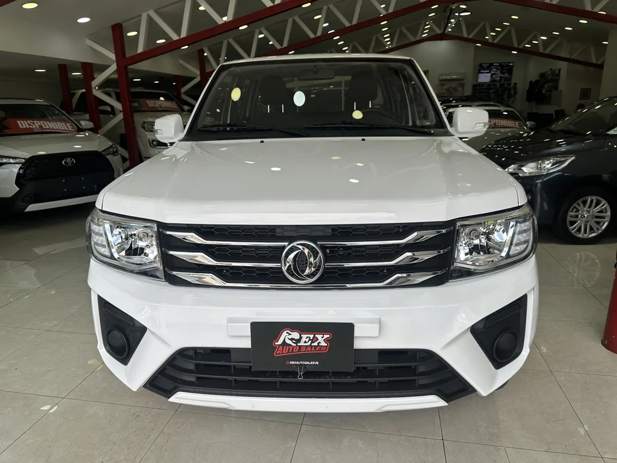 Dongfeng ZNA 2025 Blanco Caracas