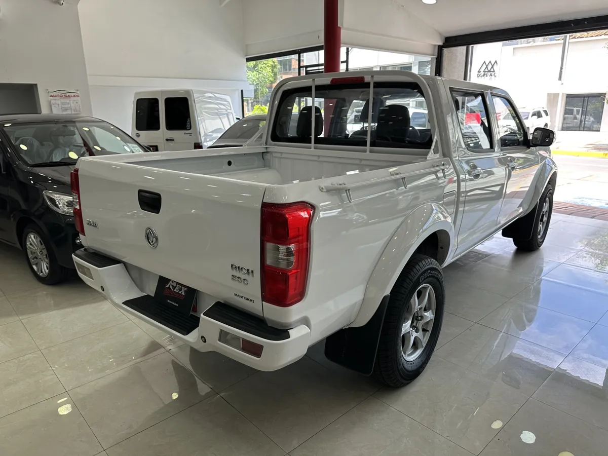 Dongfeng ZNA 2025 Blanco Caracas