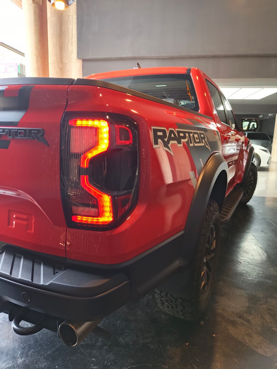 Ford Ranger Raptor 2025 Rojo Caracas