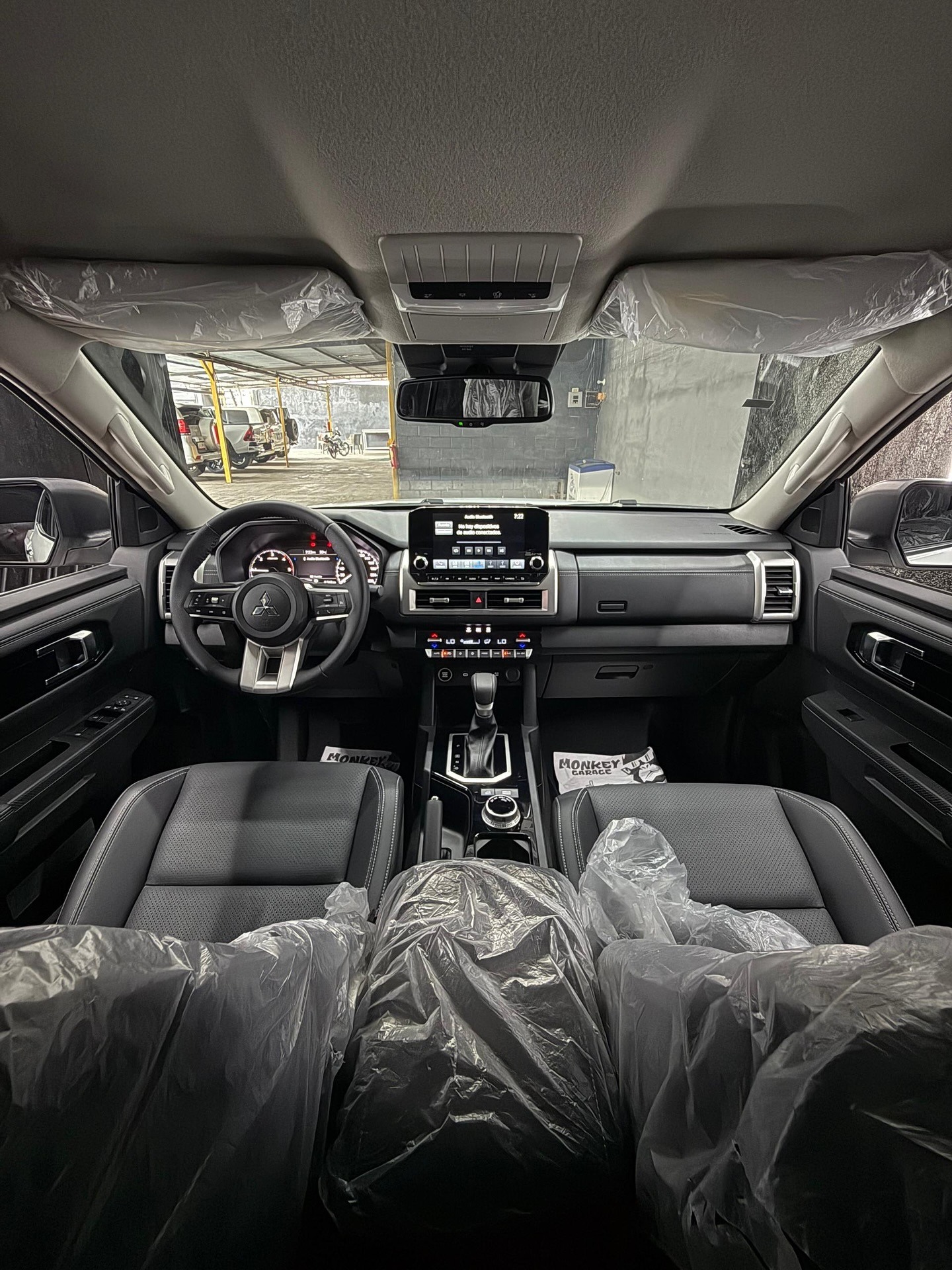 Mitsubishi L200 SPORTERO 2025 Blanco Caracas