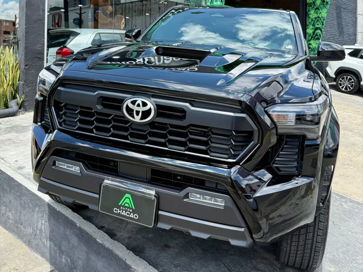 Toyota Tacoma TRD Sport 2025 Negro Caracas