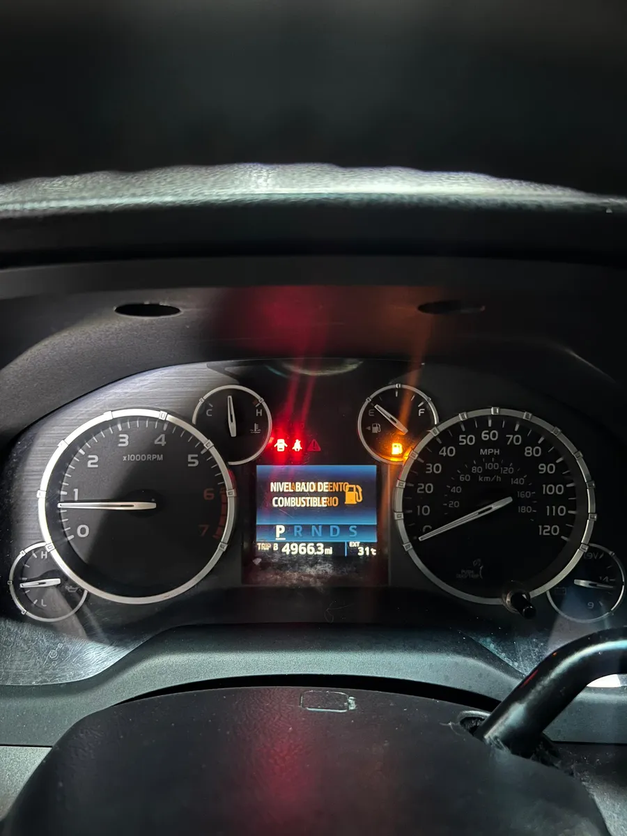 Toyota Tundra 2015 Negro Caracas