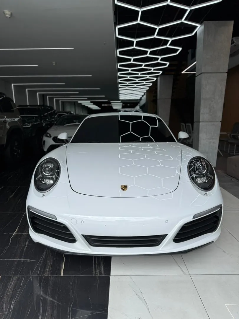 Porsche 911 Carrera 2017 Blanco Caracas