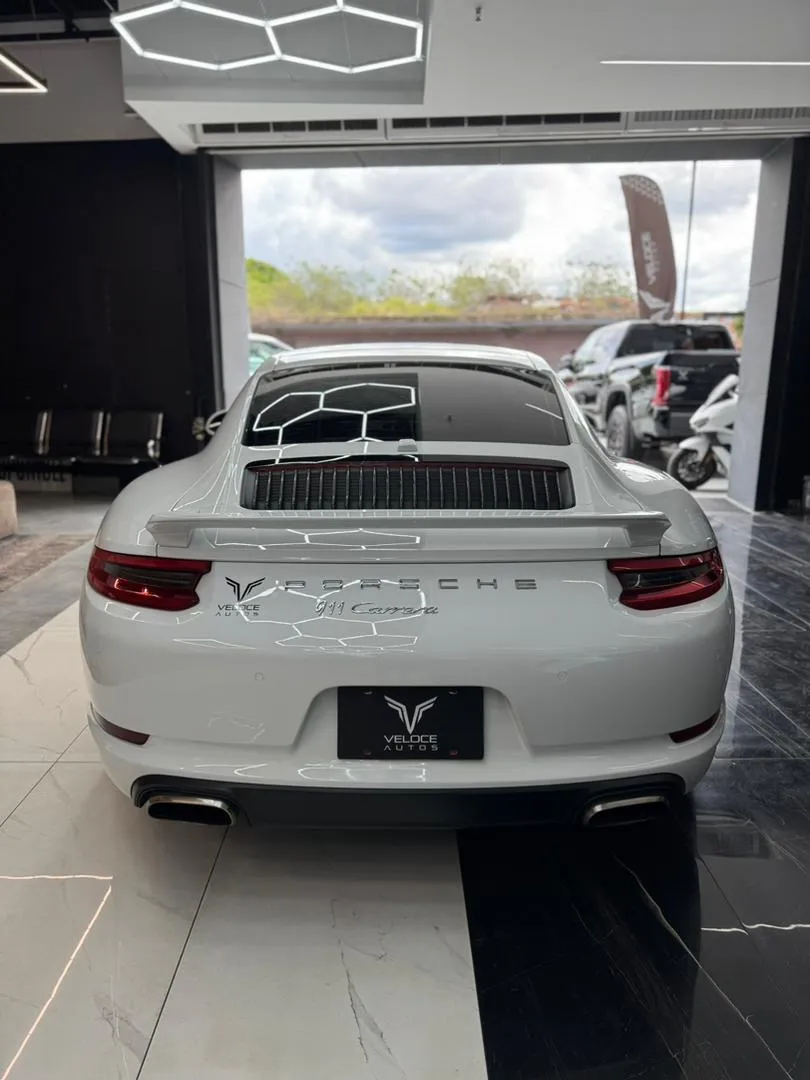 Porsche 911 Carrera 2017 Blanco Caracas