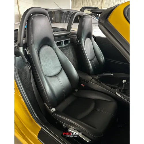 Porsche Boxster 2006 Amarillo Caracas