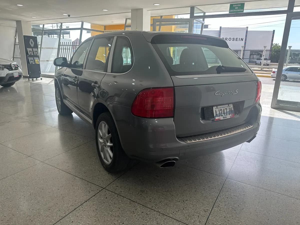 Porsche Cayenne S 2006 gris