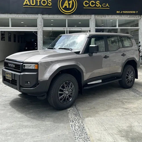 Toyota Prado TX 2025 Plateado Caracas