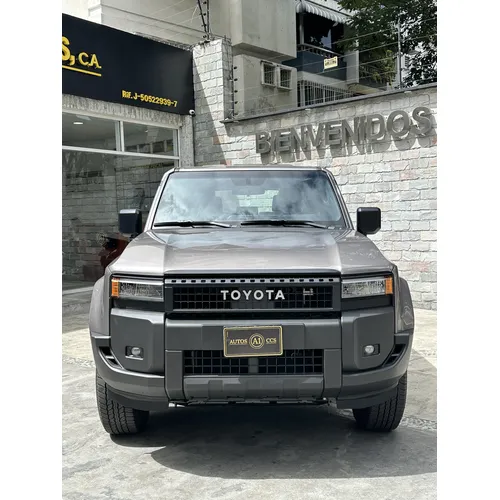 Toyota Prado TX 2025 Plateado Caracas