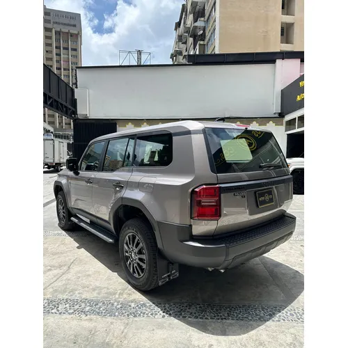 Toyota Prado TX 2025 Plateado Caracas