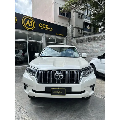 Toyota Prado VX 2023 Blanco Caracas