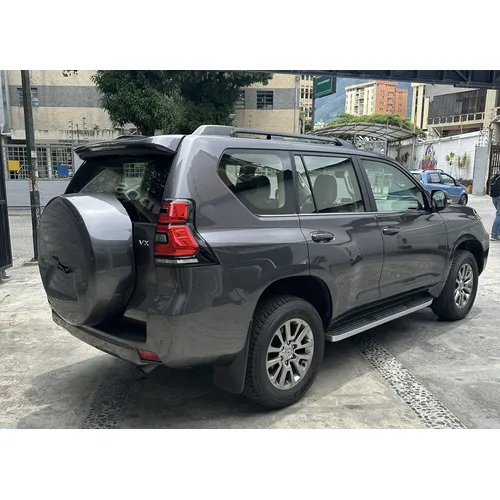 Toyota Prado VX 2020 Gris Caracas