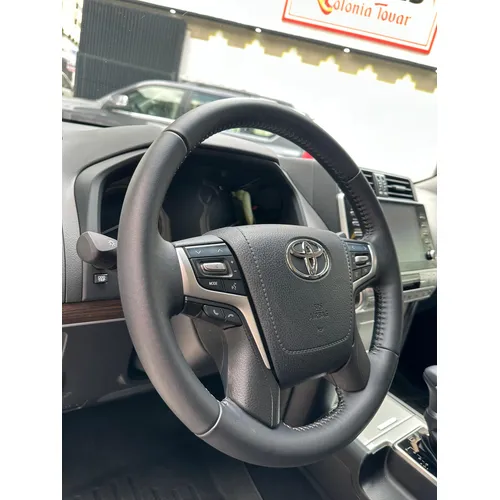 Toyota Prado VX 2023 Blanco Caracas