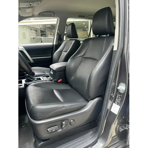 Toyota Land Cruiser Prado VX 2020 Gris Caracas