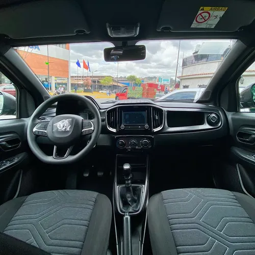 RAM 700 Bighorn 2026 Gris Caracas