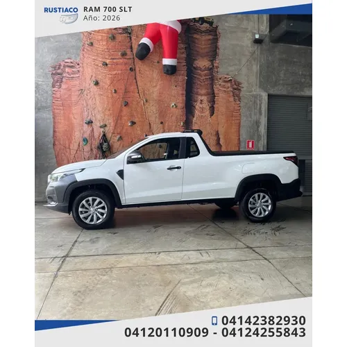 RAM Slt 700 Bighorn 2026 Blanco Caracas