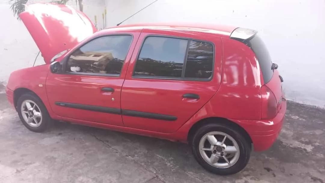Renault Clio 2003 Rojo