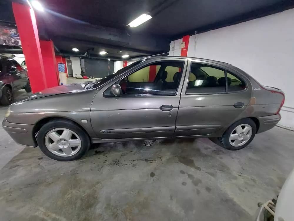 Renault Megane Classic 2007 Gris