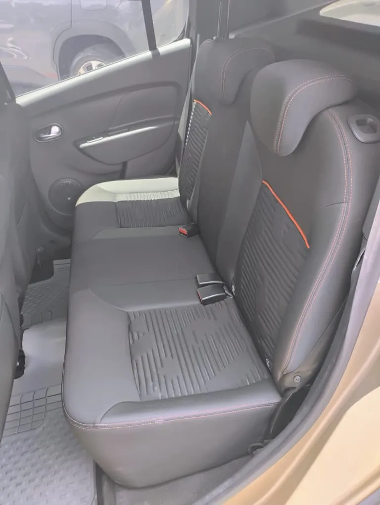 Renault Stepway 2024 beige6