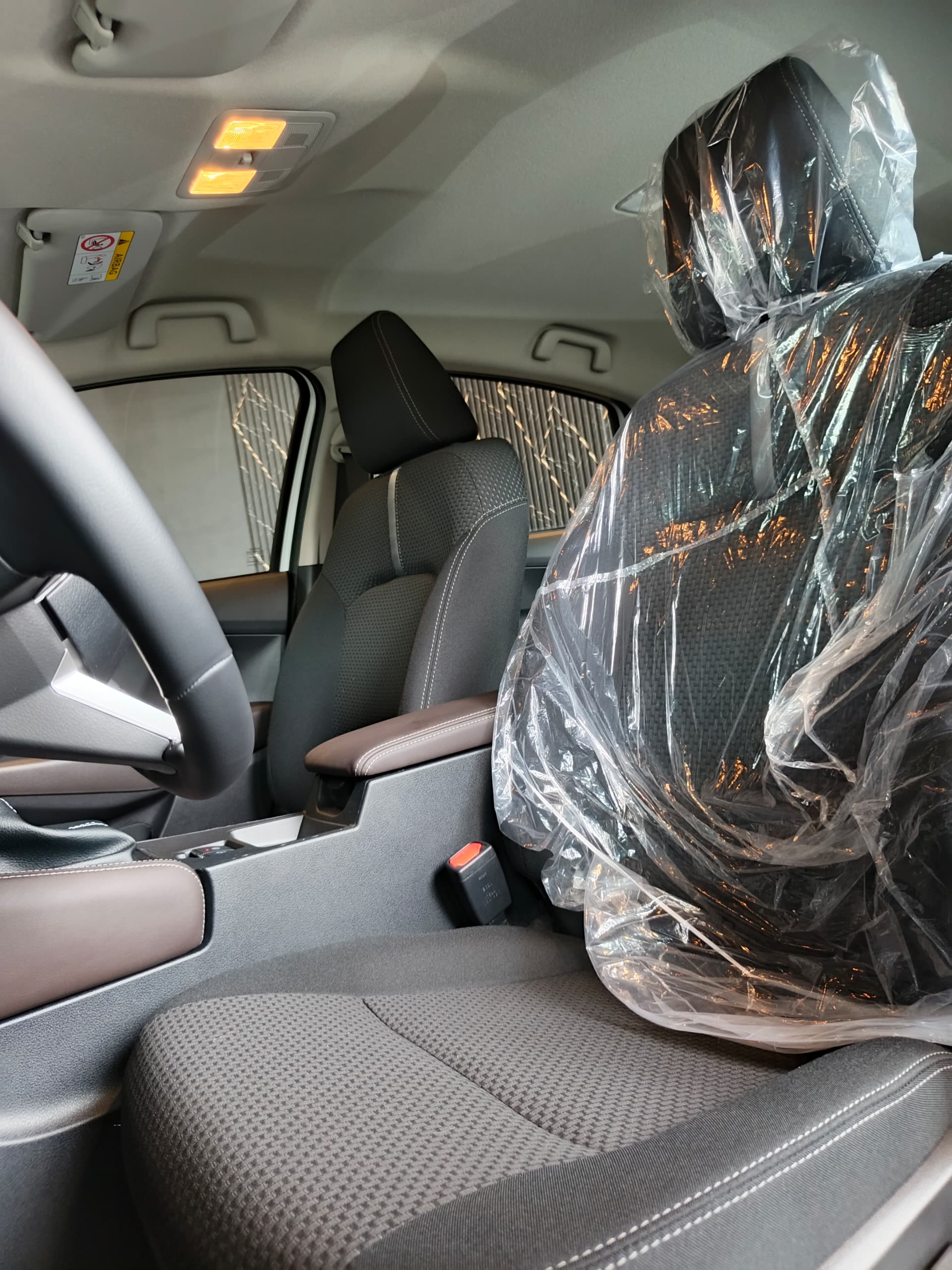 Toyota Yaris E 2025 Blanco Caracas