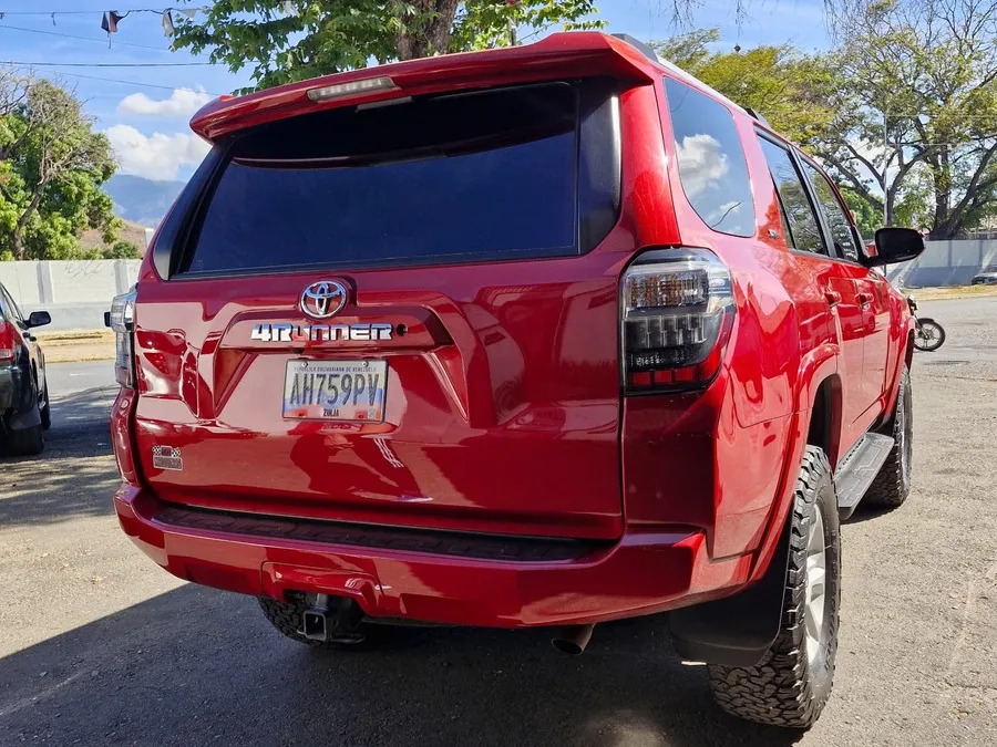 Toyota 4Runner SR5 2019 Rojo Maracay