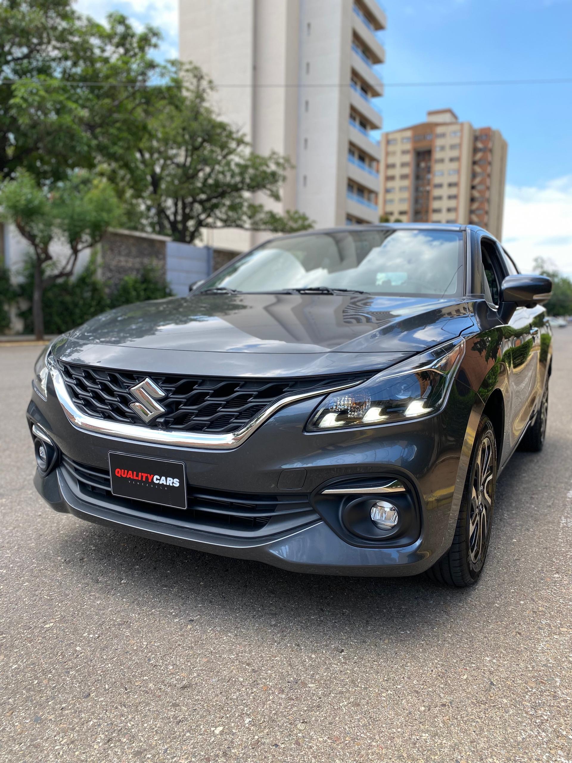 Suzuki Baleno Glx 2025 Gris Caracas