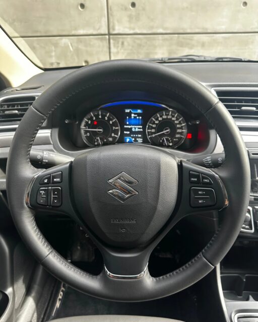 Suzuki Ciaz 2025 Gris Caracas