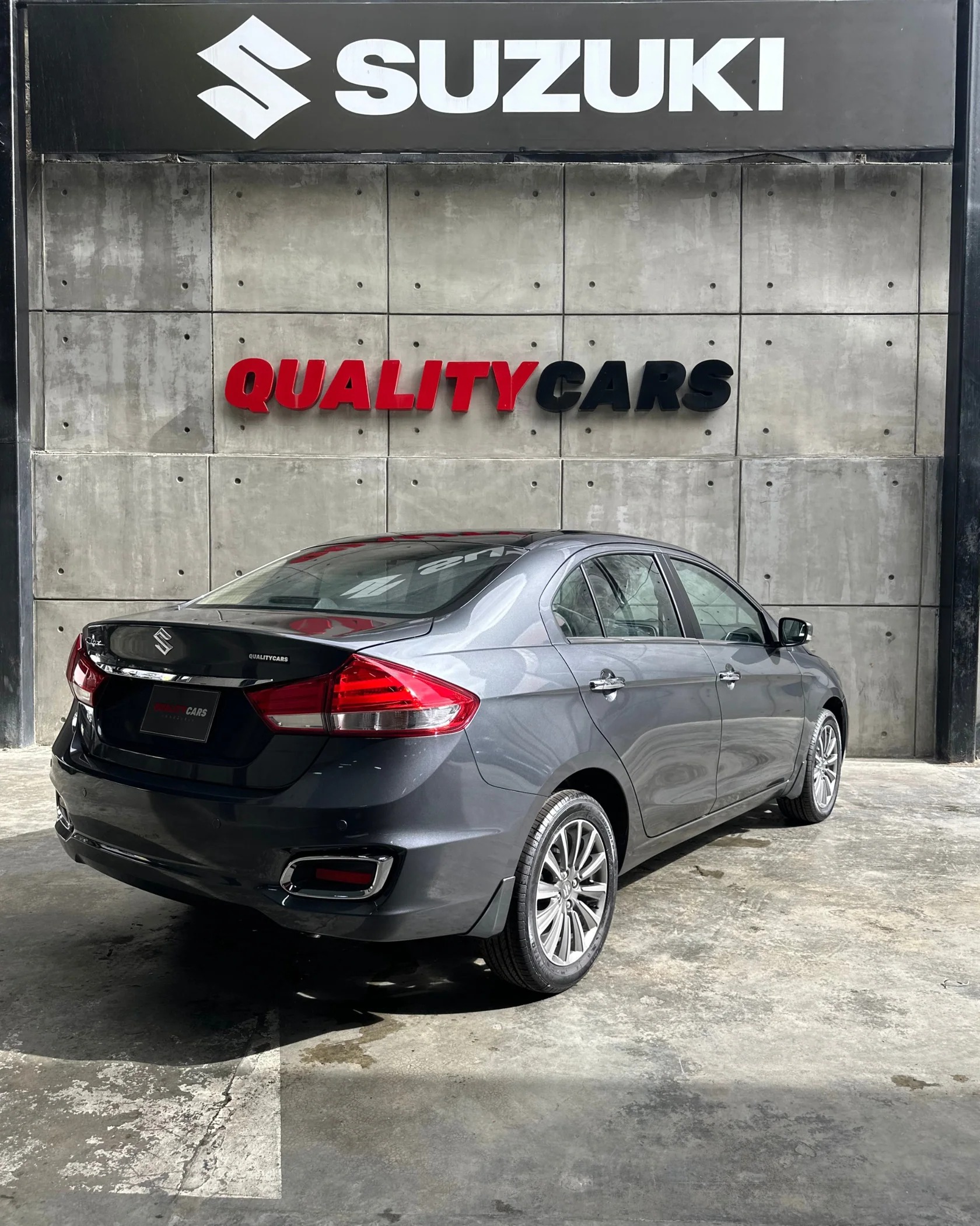 Suzuki Ciaz 2025 Gris Caracas