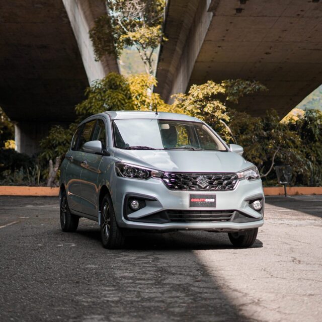 Suzuki Ertiga 2025 Plateado Caracas