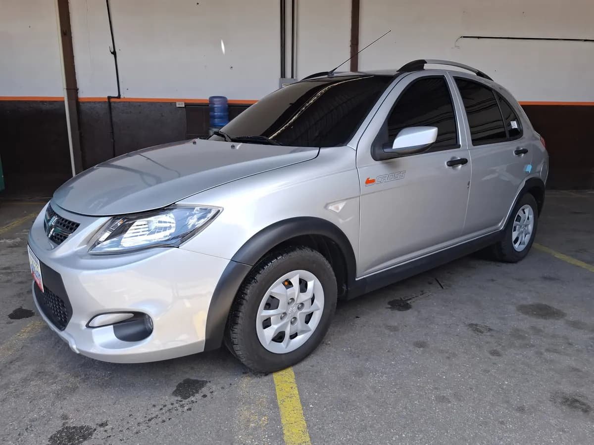Saipa Quik 2023 Plateado