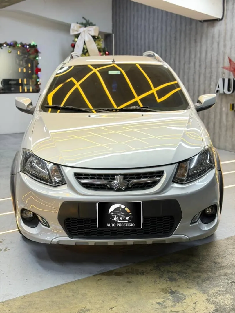 Saipa Quik 2024 Plateado Caracas