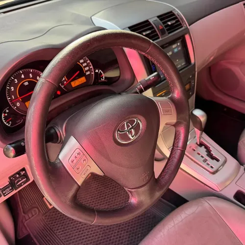 Toyota Corolla GLI 2013 Beige Caracas