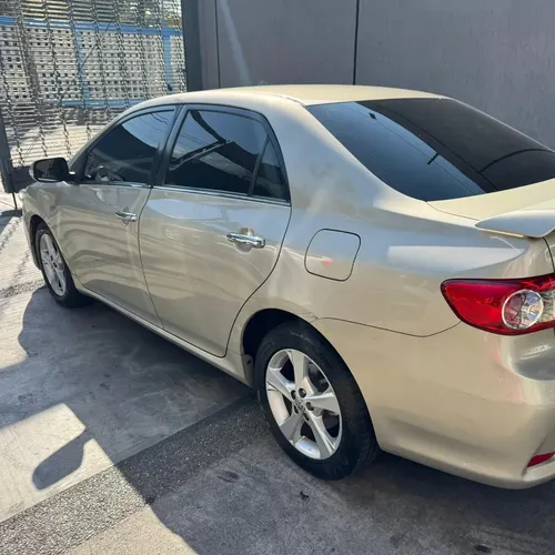 Toyota Corolla GLI 2013 Beige Caracas