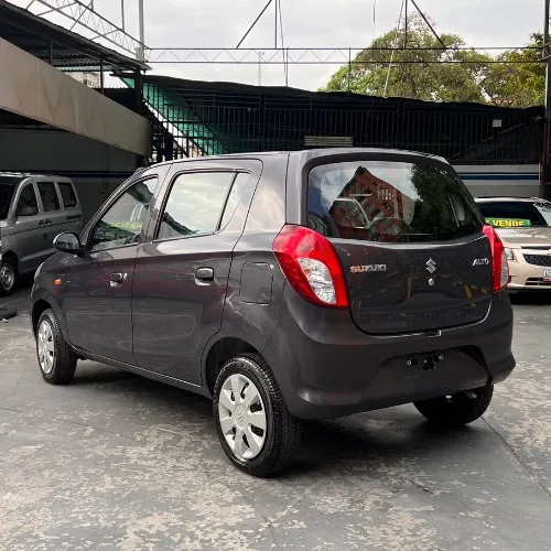 Suzuki Alto 2024 Gris Caracas