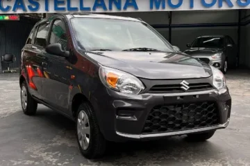 Suzuki Alto 1.2 año 2024 gris3
