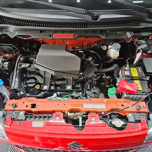Suzuki Alto GLX 2024 Rojo Valencia