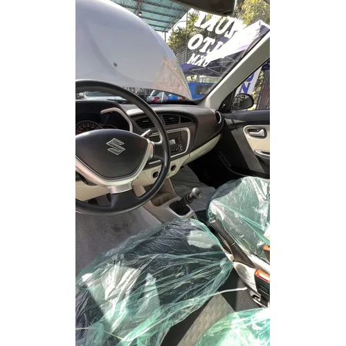 Suzuki Alto GL 2024 Plateado Caracas