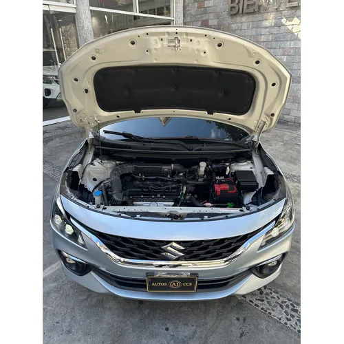 Suzuki Baleno 2024 Plateado Caracas