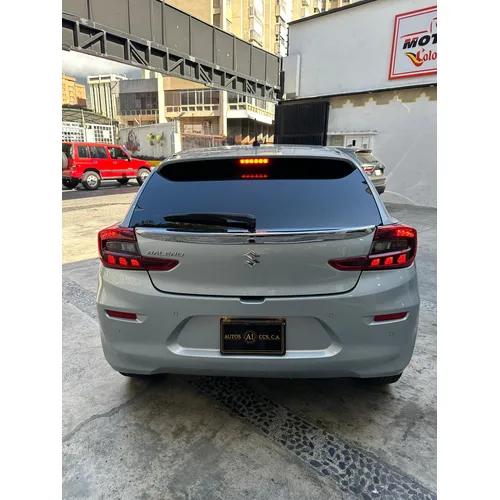 Suzuki Baleno 2024 Plateado Caracas